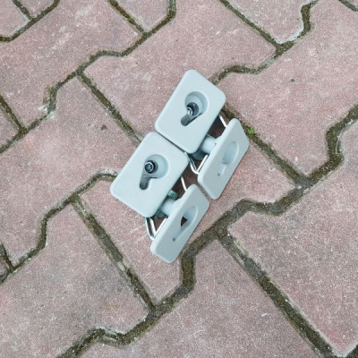 Raczka podsufitki uchwyt zaślepka Opel Zafira C