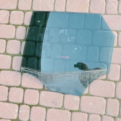 Szyba tył tylna lewa drzwi Opel Meriva B 2010r