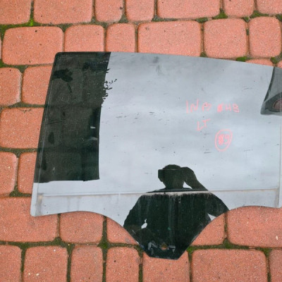 Szyba tył tylna HB ciemna Opel Insignia B 2019r