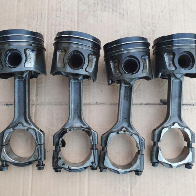 Tłok korbowód korba 2.0CDTI Opel Insignia