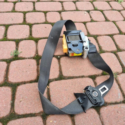 Napinacz pasa prawy przód Opel Insignia 12848367