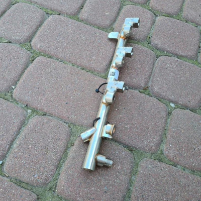 Listwa wtryskowa Opel Astra K V 1.2T 55503731