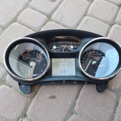 Obudowa licznika przekładka szybka Opel Insignia B