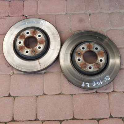 Tarcze przód przednie duże Opel Zafira C 2017r