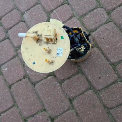 Pompka paliwa 2.0D Opel Insignia B 84484788