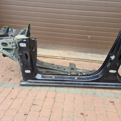 Próg bok ćwiartka próg słupek Opel Insignia B