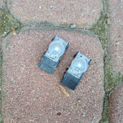 Lampka oświetlenie progu Opel Insignia B 13582994