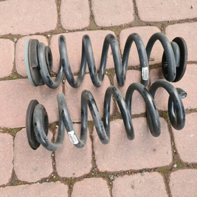 Sprężyna tył tylna AA6P Opel Insignia B