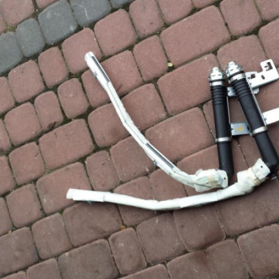 Kielce kurtyna poduszka VIVARO TRAFIC PRIMASTAR