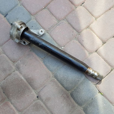 Półóś podpora przedłóżka Opel Insignia 13408704