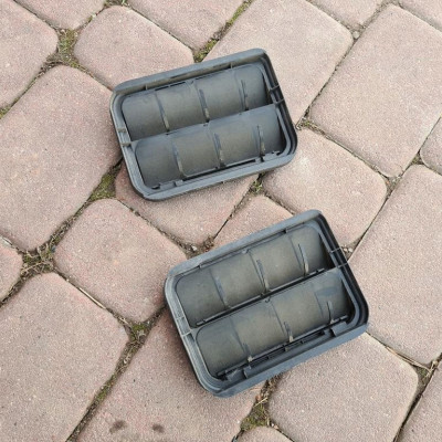 Kratka wentylacyjna Master Movano 7700838358