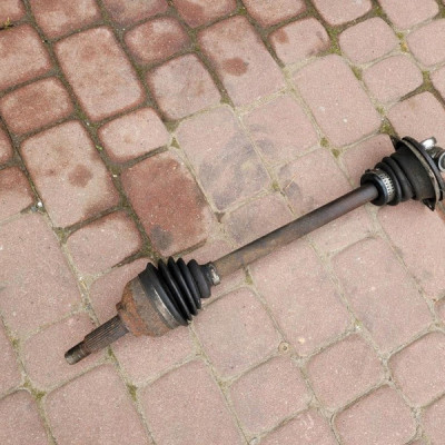 Półoś przegub 1.9 DCI Vivaro Trafic