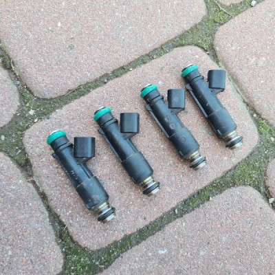 Wtrysk wtryskiwacz 1.4T Opel Astra K V 12655674