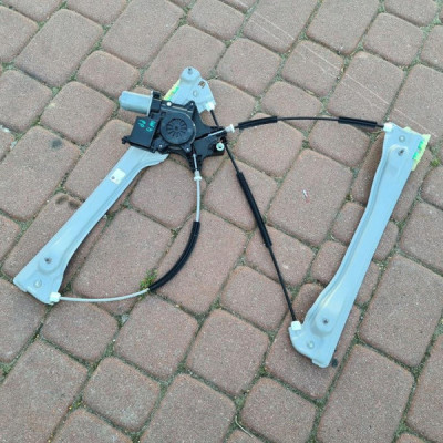 Podnośnik szyby przód Opel Insignia B 39176501