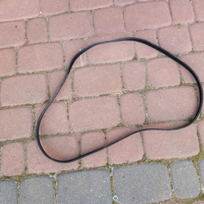 Pasek klinowy wielorowkowy Opel Corsa E 55350421