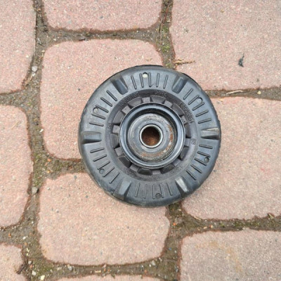 Poduszka amortyzatora Opel Astra K V 13505854
