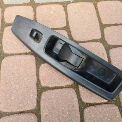 Klamka przód przednia prawa Opel Combo D 735484916