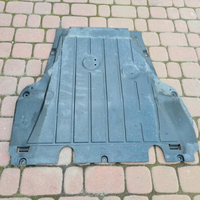 Osłona silnika podłoga Renault Clio IV 758900663R