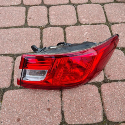 Lampa tył tylna prawa Renault Clio IV 265509846R
