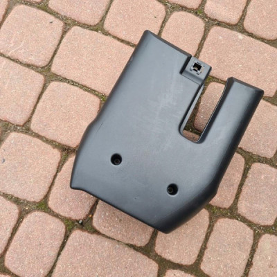 Obudowa osłona kolumny Renault Clio IV 484724749R