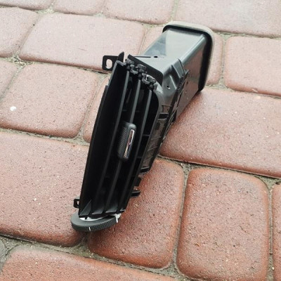 Kratka deski środkowa Opel Zafira C 39076941