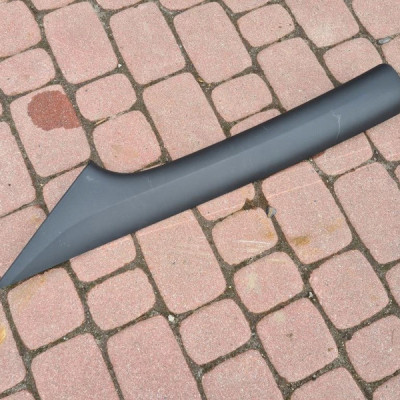 Osłona poszycie słupka lewe Opel Astra K 39099253