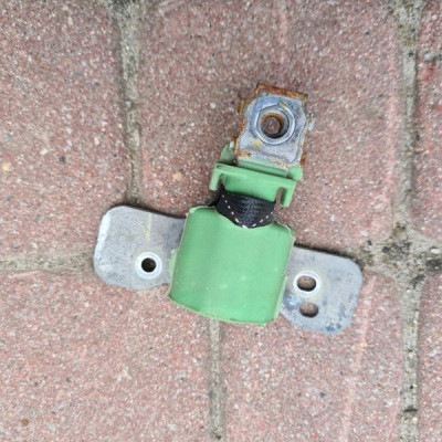 Wspornik mocowanie Renault Clio IV 206515983R