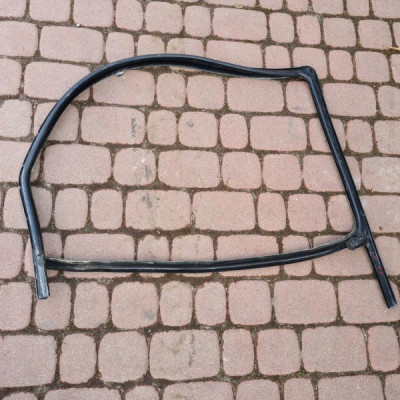 Uszczelka drzwi prawy przód Opel Combo D