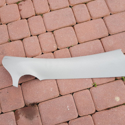 Obudowa słupka przedniego Opel Zafira C 13289745