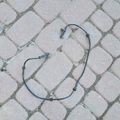 Czujnik ABS tył Vivaro B Trafic III 59337 675755