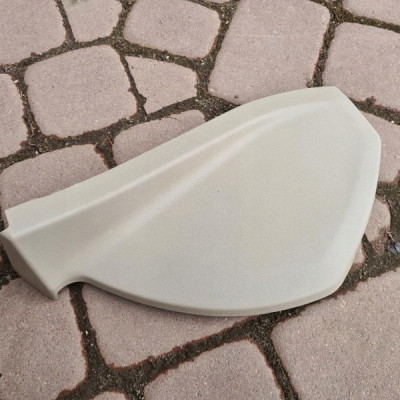 Osłona konsoli lewa Mercedes CLS W218 A2186800707