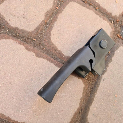 Rączka otwierania maski europa Opel Astra K V