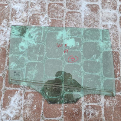 Szyba tył tylna jasna kombi Opel Insignia 2013r