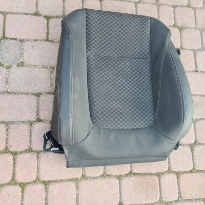 Siedzisko oparcie półskóra fotel Opel Zafira C