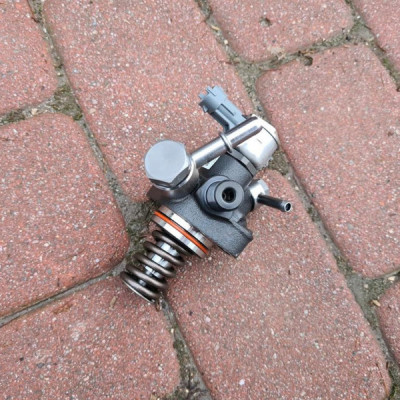 Pompa wtryskowa 1.5D FL Opel Astra K V 55513149