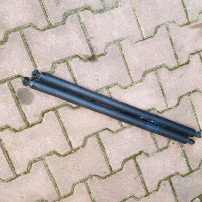 Podnośnik klapy Opel Insignia Kombi 13247949