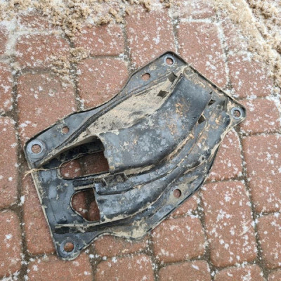 Wspornik zawieszenie sanek Opel Combo D