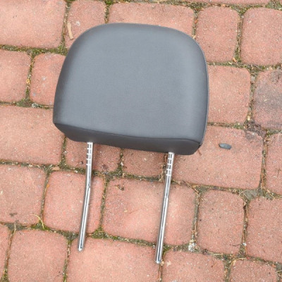 Zagłowek przedni skóra fotel Opel Zafira C Astra J