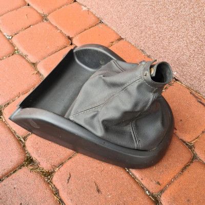 Obudowa ramka mieszek Opel Combo D 735456521