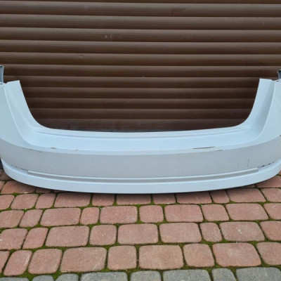 Zderzak tył SKODA Octavia IV 4 Sedan 5E6807421