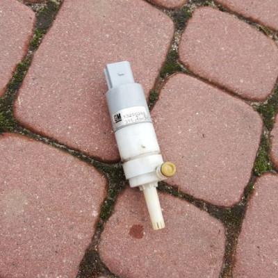 POMPA SPRYSKIWACZY OPEL INSIGNIA 13250289