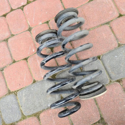 Sprężyna tył tylna sprężyny Opel Insignia B AA69