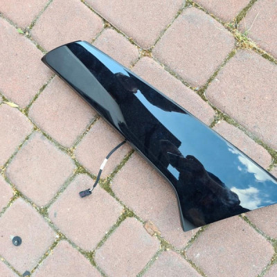 Listwa klapy tylnej L Opel Astra K V 39078190