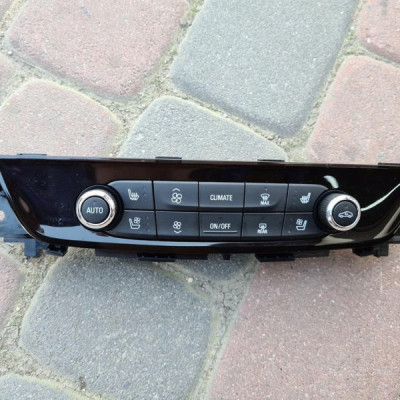 Panel klimatyzacji Opel Insignia B 39113539