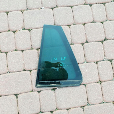 Szyba tył tylna ciemna Opel Insignia 2012r.