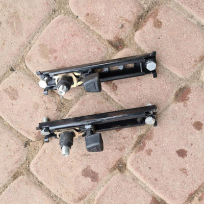 Suwak pasa regulacja Opel Combo D 518282830