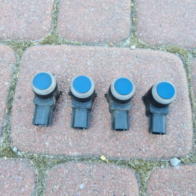 Czujnik PDC Opel Insignia Astra Zafira C 13439642