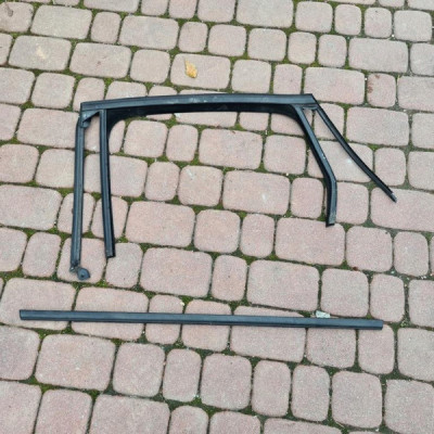 Uszczelka HB tył zgarniacz drzwi Ople Astra J IV 4