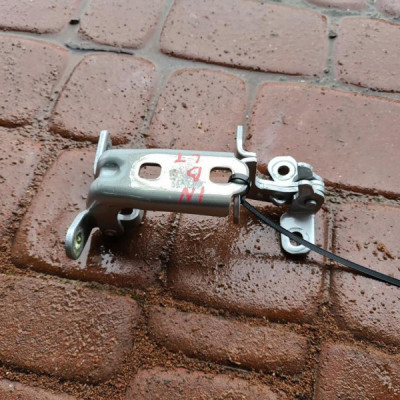 Zawias drzwi tył tylny lewy Opel Insignia B