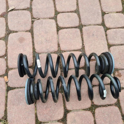 Sprężyny tył tylne AA6L kombi Opel Insignia B